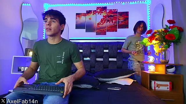 Snapshot of Alex_and_Fabian chatting on February 2025 06:20:02 PM Alex and Fabian online show from February 2025 06:20:02 PM