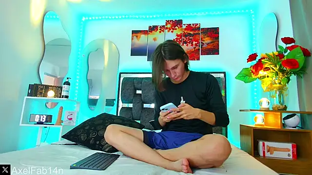 Snapshot of Alex_and_Fabian chatting on February 2025 06:31:02 PM Alex and Fabian online show from February 2025 06:31:02 PM