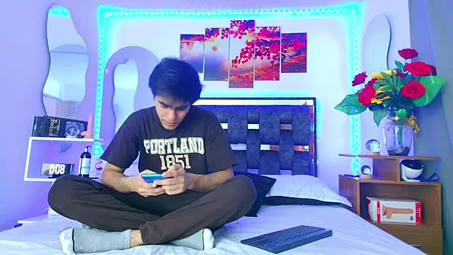 Snapshot of Alex_and_Fabian chatting on March 2025 06:51:01 PM Alex and Fabian online show from March 2025 06:51:01 PM