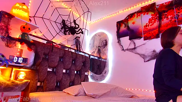 Alex and Fabian online show from October 2025 08:31:01 PM