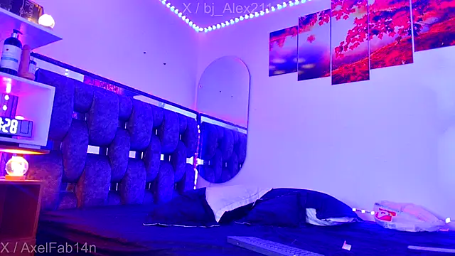 Alex and Fabian online show from November 2025 08:35:02 PM