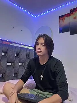 Alex and Fabian online show from January 2026 04:50:02 AM