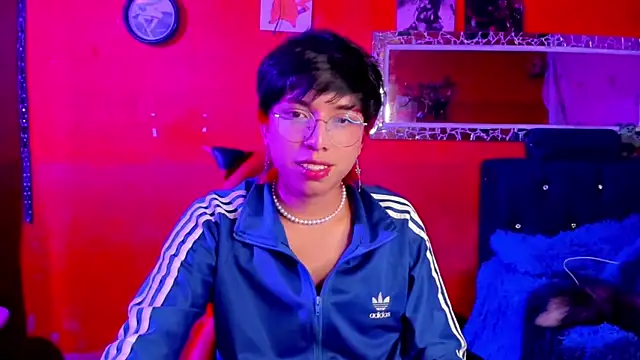 Snapshot of AnggelONfiree chatting on February 2025 05:01:01 AM AnggelONfiree online show from February 2025 05:01:01 AM