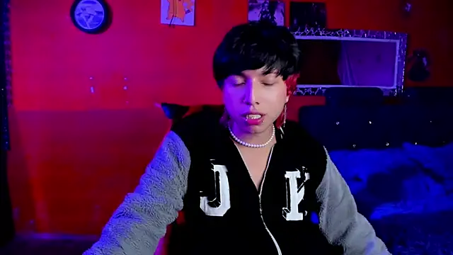 Snapshot of AnggelONfiree chatting on March 2025 08:57:01 AM AnggelONfiree online show from March 2025 08:57:01 AM