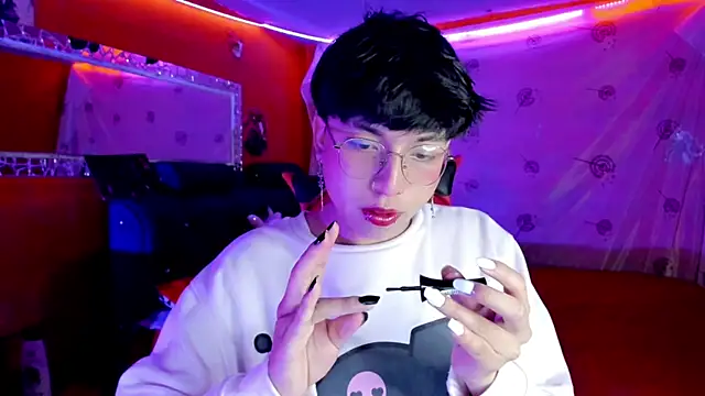 Snapshot of AnggelONfiree chatting on September 2025 01:50:01 AM AnggelONfiree online show from September 2025 01:50:01 AM