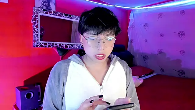 Snapshot of AnggelONfiree chatting on September 2025 12:48:02 AM AnggelONfiree online show from September 2025 12:48:02 AM