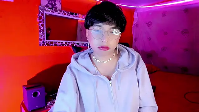 Snapshot of AnggelONfiree chatting on October 2025 04:32:02 AM AnggelONfiree online show from October 2025 04:32:02 AM