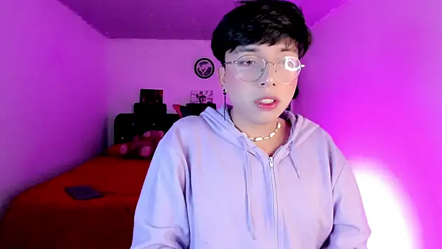 AnggelONfiree online show from November 2025 03:16:02 AM