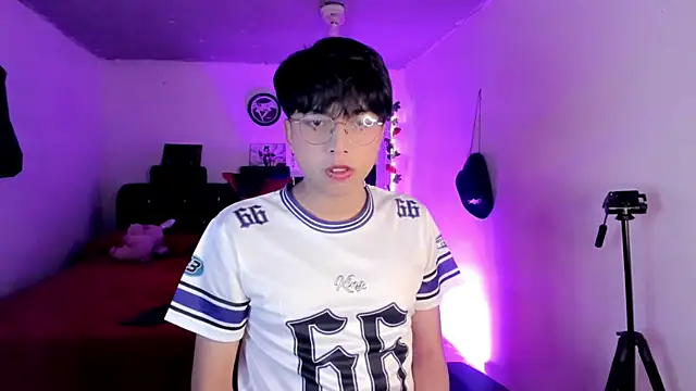 AnggelONfiree online show from January 2026 05:56:01 AM