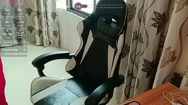 luoxuwen online show from February 2025 05:51:02 AM