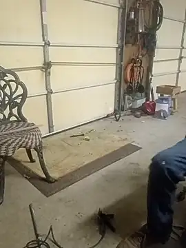 dcrick978 online show from November 2025 02:45:02 AM