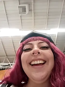 madelaine- online show from November 2025 07:16:02 PM