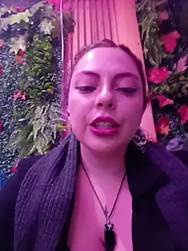 Snapshot of madelaine- chatting on June 2026 07:29:01 PM madelaine- online show from June 2026 07:29:01 PM