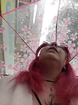 Snapshot of madelaine- chatting on June 2026 06:30:01 PM madelaine- online show from June 2026 06:30:01 PM