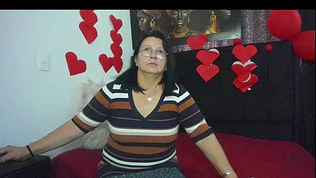 Evaaross 2345 online show from February 2025 12:28:01 PM