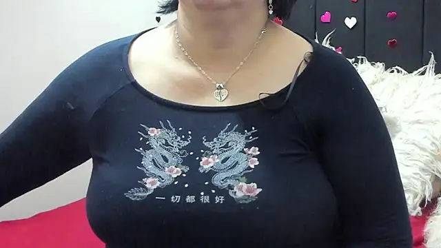 Evaaross 2345 online show from April 2026 06:27:02 PM