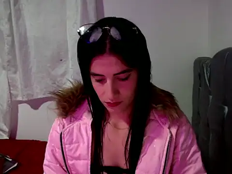 Snapshot of BulmaStar chatting on April 2026 12:35:02 AM BulmaStar online show from April 2026 12:35:02 AM
