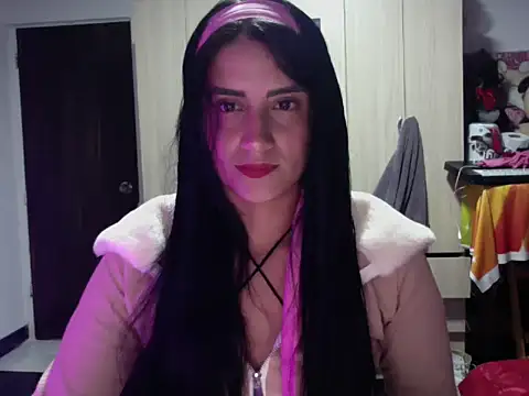 Snapshot of BulmaStar chatting on June 2026 12:32:02 AM BulmaStar online show from June 2026 12:32:02 AM