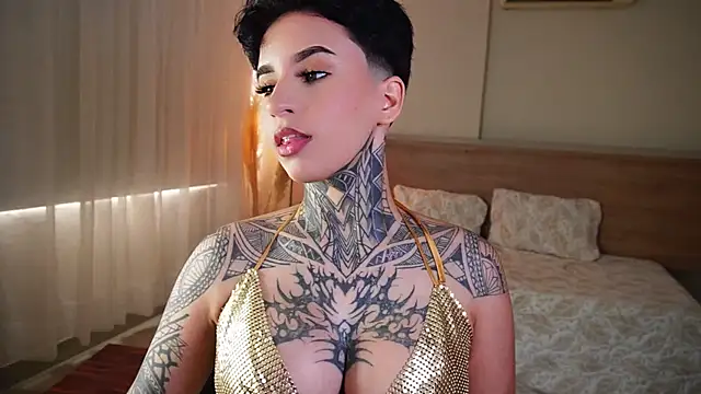 AliceShazaham  online show from October 2025 03:46:02 PM