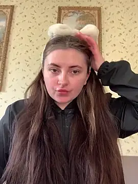 fairy365 online show from April 2026 11:49:02 AM