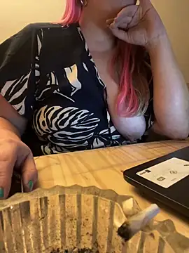 Popinasq online show from April 2026 01:08:01 AM