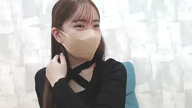 LOVE MOMO LOVE online show from December 2024 11:46:01 AM