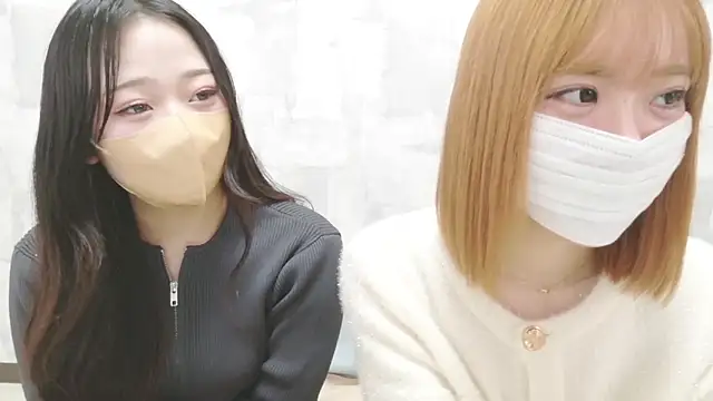 Snapshot of LOVE_MOMO_LOVE chatting on February 2026 11:16:01 AM LOVE MOMO LOVE online show from February 2026 11:16:01 AM