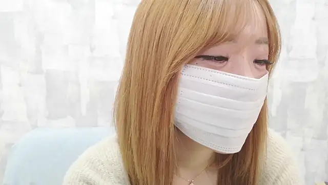 Snapshot of LOVE_MOMO_LOVE chatting on March 2026 11:58:01 AM LOVE MOMO LOVE online show from March 2026 11:58:01 AM