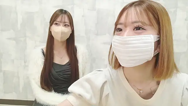 LOVE MOMO LOVE online show from May 2026 11:40:02 AM