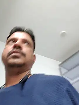 Raj1043 online show from April 2026 03:35:01 PM