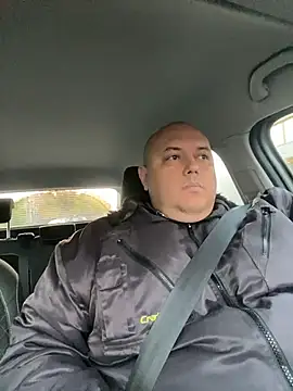 Snapshot of BigromeoXX chatting on November 2025 06:46:01 AM BigromeoXX online show from November 2025 06:46:01 AM