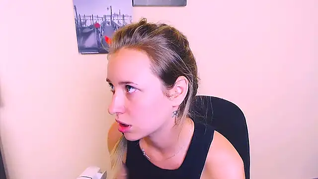Snapshot of _Nicole_new chatting on July 2026 02:05:01 PM Nicole new online show from July 2026 02:05:01 PM