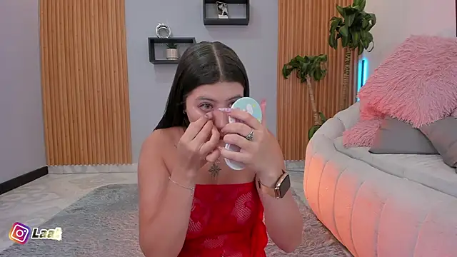 Aixaa charles online show from December 2025 12:03:02 PM