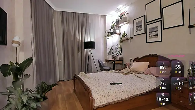 NicoleLuv online show from February 2026 04:50:01 PM