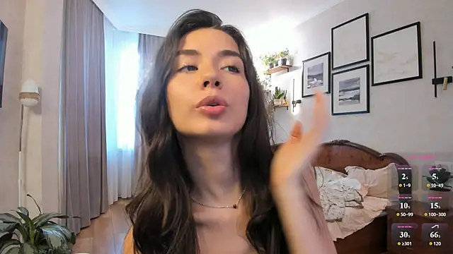 NicoleLuv online show from June 2026 04:52:02 PM