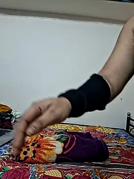 your fantecy1 online show from February 2026 08:01:02 PM