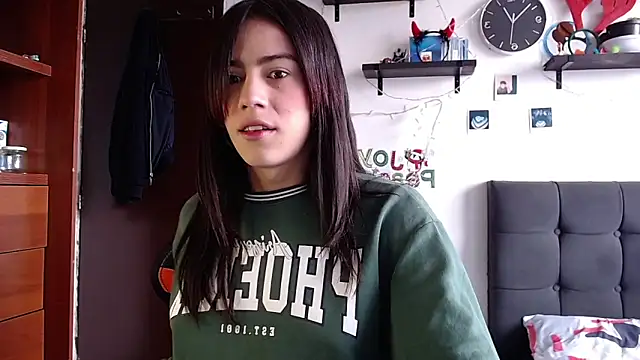 Lauraxdoll online show from February 2025 05:55:02 PM