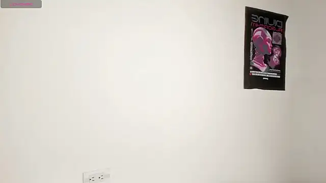 Snapshot of MiaGoth_ chatting on August 2026 01:48:02 AM MiaGoth online show from August 2026 01:48:02 AM