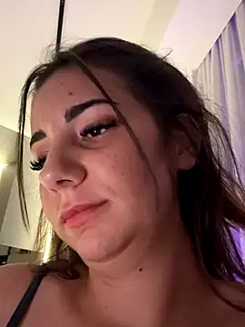 BelleSkye online show from October 2025 06:53:02 PM