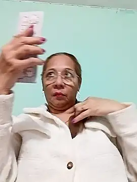 Snapshot of MATTHEW_MRANDA chatting on July 2026 01:58:01 AM MATTHEW MRANDA online show from July 2026 01:58:01 AM