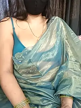 Snapshot of kaamuk_shweta chatting on February 2025 10:56:02 AM kaamuk shweta online show from February 2025 10:56:02 AM