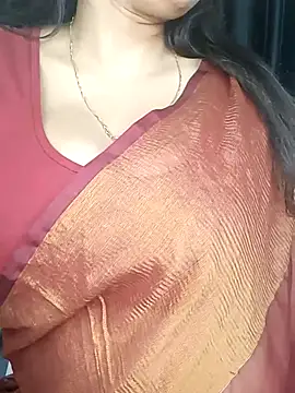 Snapshot of kaamuk_shweta chatting on March 2025 03:59:02 PM kaamuk shweta online show from March 2025 03:59:02 PM