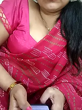 Snapshot of kaamuk_shweta chatting on March 2025 12:28:01 PM kaamuk shweta online show from March 2025 12:28:01 PM