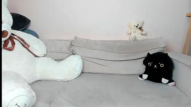 Snapshot of daeneryy chatting on February 2025 12:03:01 AM daeneryy online show from February 2025 12:03:01 AM