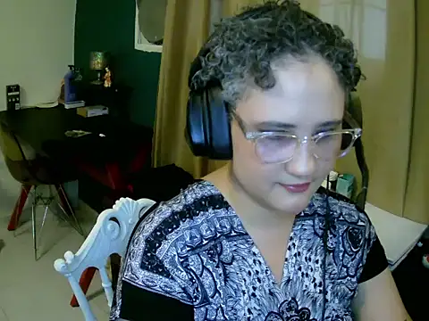 lolalicious 7583 online show from February 2026 09:40:01 PM