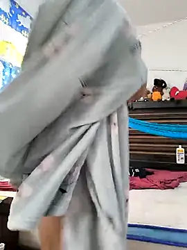 EmpaticBolillo online show from November 2025 03:03:02 PM