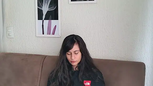 Snapshot of Blue_butterfly chatting on February 2025 02:24:01 PM Blue butterfly online show from February 2025 02:24:01 PM