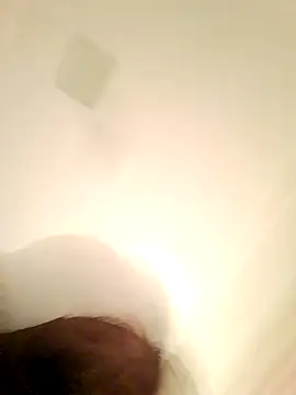 Snapshot of Blue_butterfly chatting on March 2025 12:58:01 AM Blue butterfly online show from March 2025 12:58:01 AM