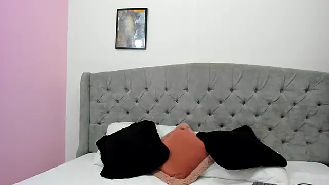 Valesskahall online show from December 2024 12:16:01 PM