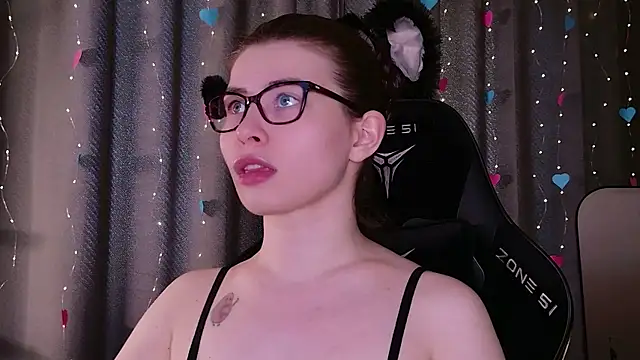 callmetori online show from April 2026 11:05:01 AM